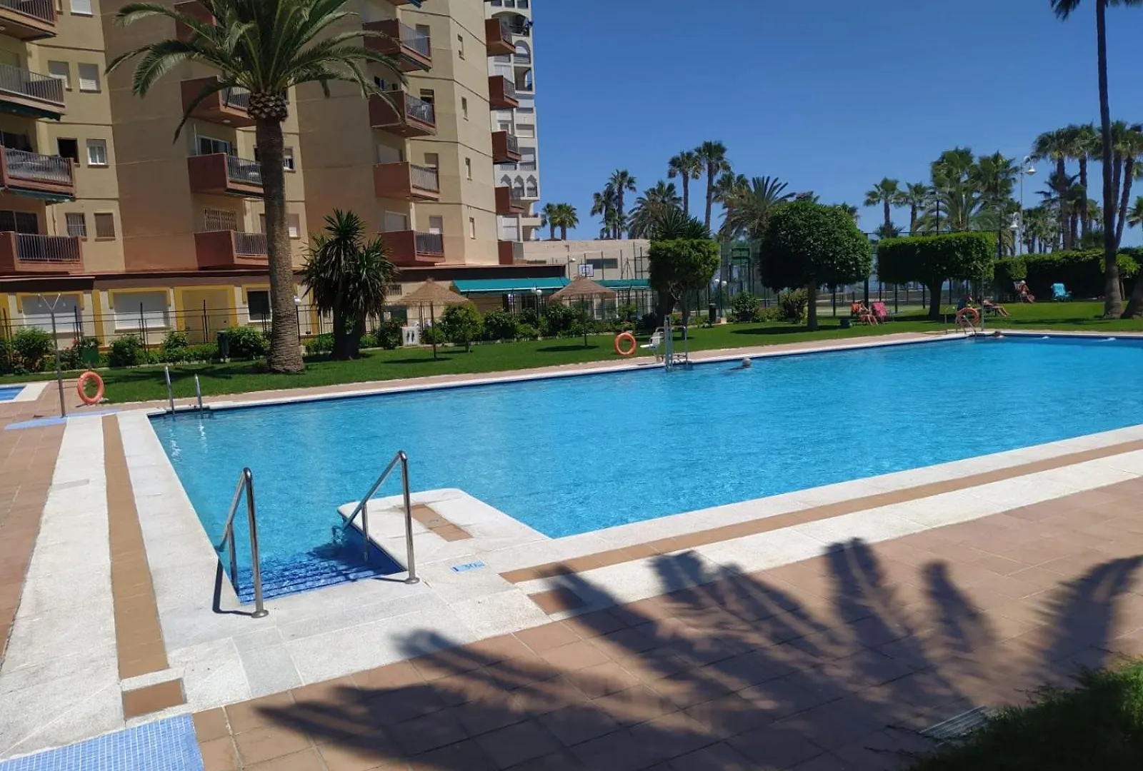Las Gondolas Primera Linea De Playa Puerta Del Mar Apartment Almunecar